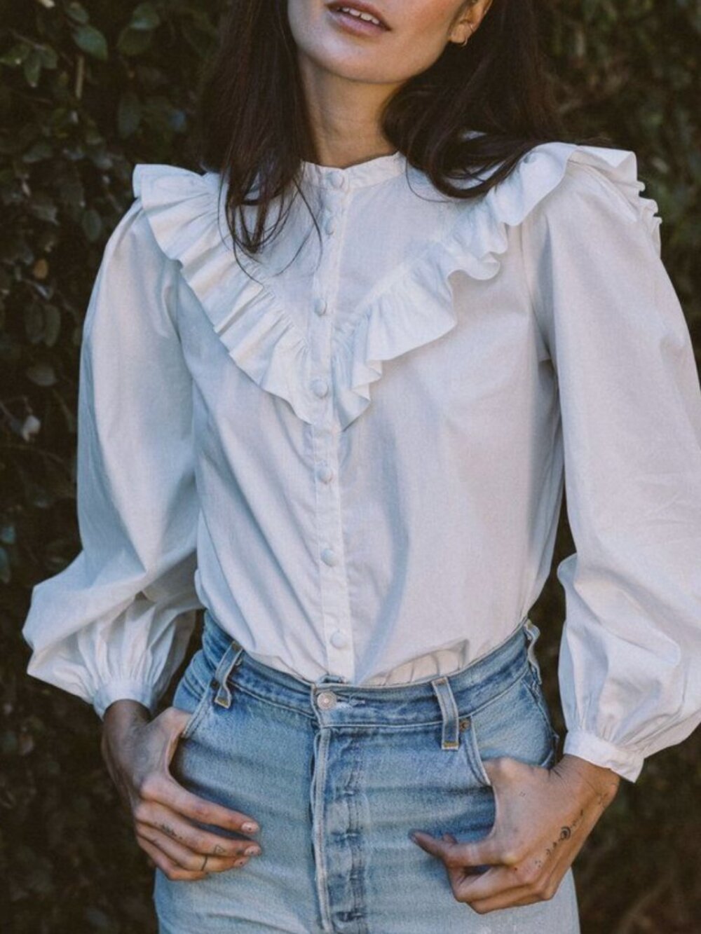 Kara Thoms The Organic Hattie Blouse in Blanc